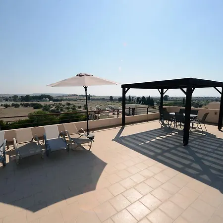 דירה Penthouse Close To Everything